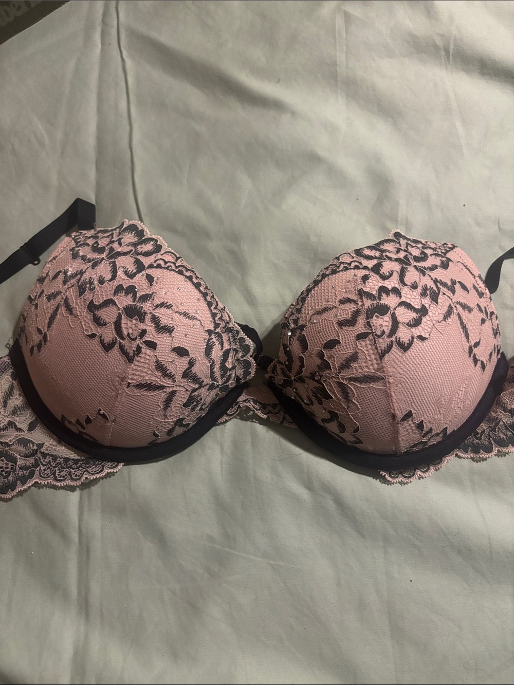 La SENZA Pink Lace Beyond Sexy Push-Up Bra with Black Floral Overlay